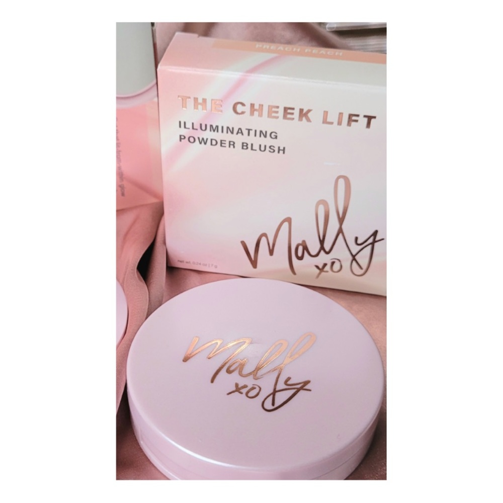 MALLY Cheek Lift Illuminating Powder Blush in PREACH PEACH - .24 oz NIB